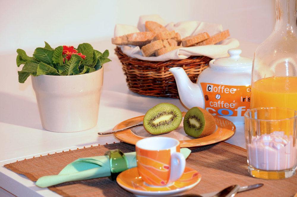 At Home Bed And Breakfast Лукка Экстерьер фото