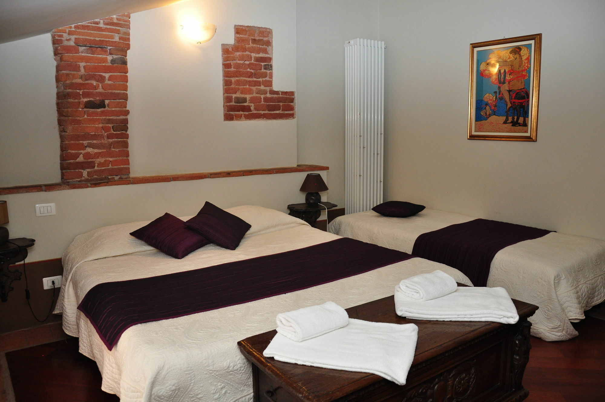 At Home Bed And Breakfast Лукка Экстерьер фото